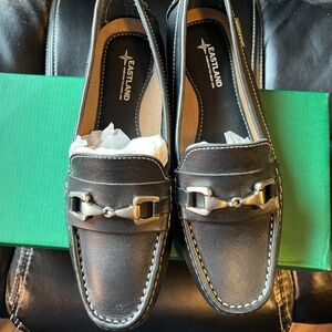 Women's "Olivia" Venetian Loafer Black Size: 8.5